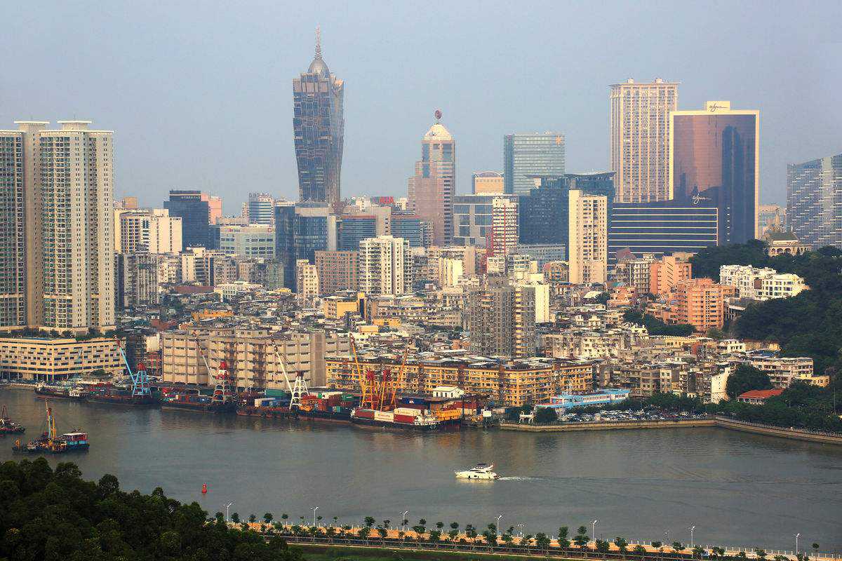 大数据排查：年预警高风险入境人员4.5万人